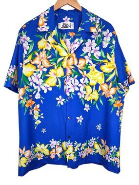 Vintage Hilo Hattie's Hawaiian Shirt